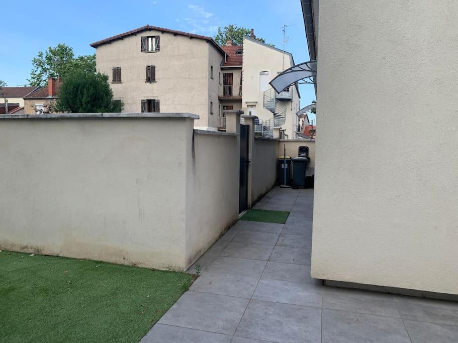 Maison Familiale Centre Dijonヴィラ エクステリア 写真