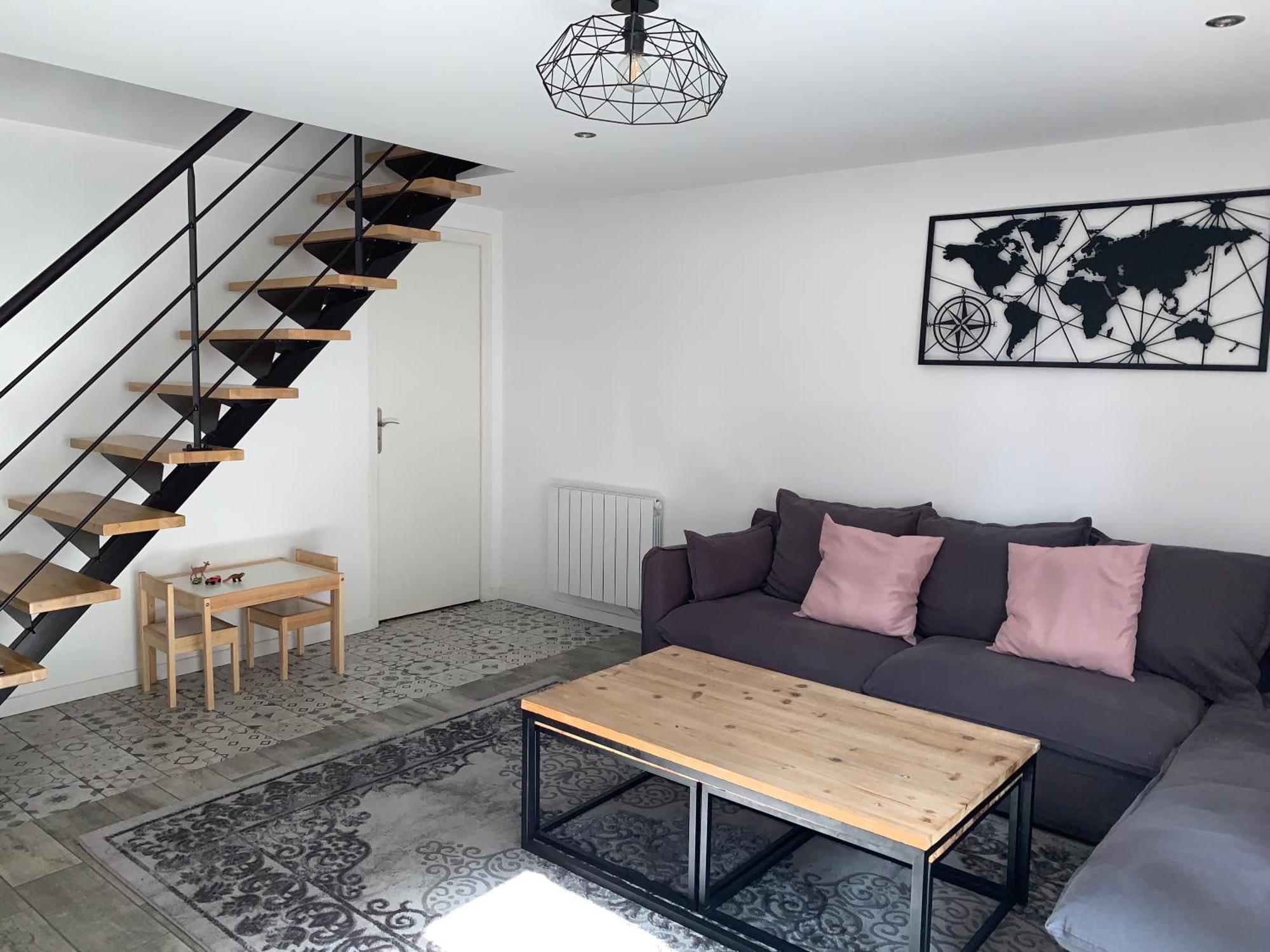 Maison Familiale Centre Dijonヴィラ エクステリア 写真